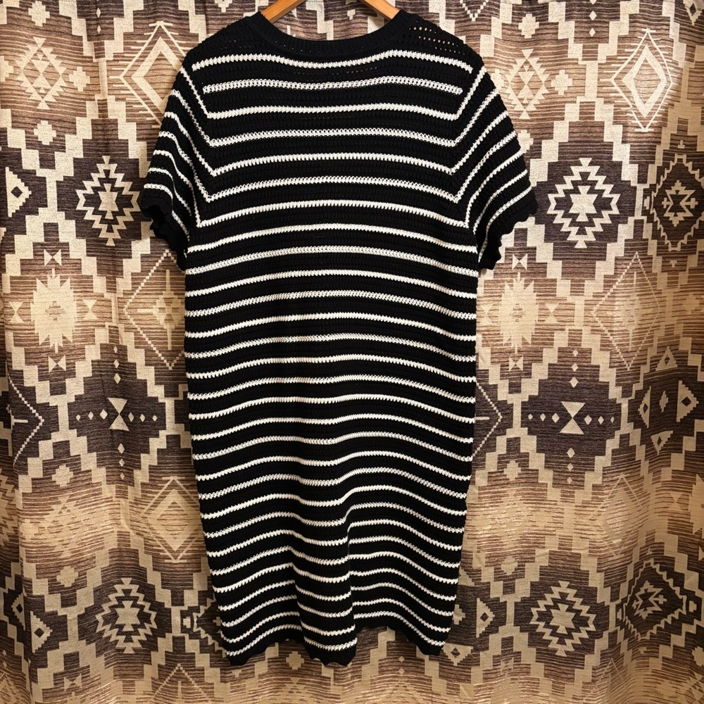 Gap Women’s Crochet Dress, 100% Cotton, Size XL, Black & White Stripes - Picture 9 of 12